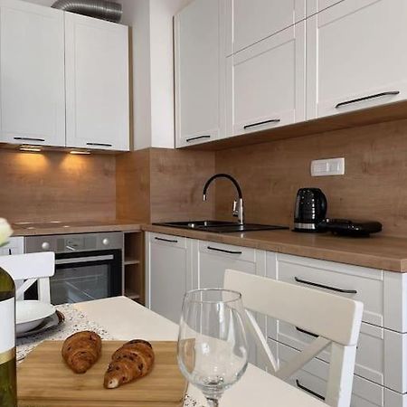 Zara Harmony Apartment Екстер'єр фото
