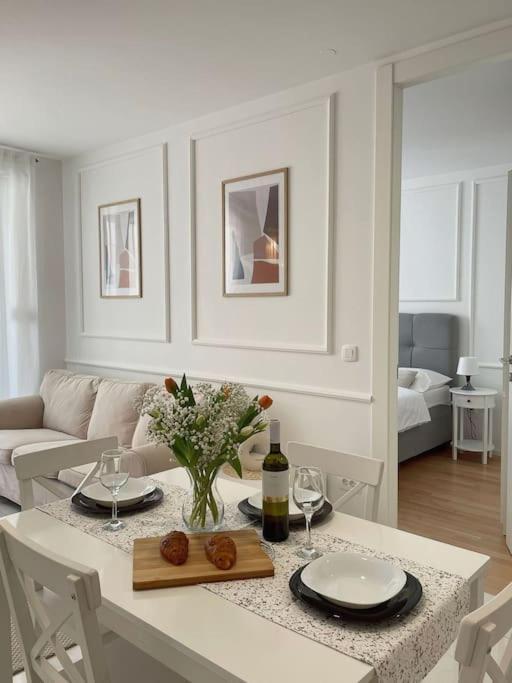 Zara Harmony Apartment Екстер'єр фото